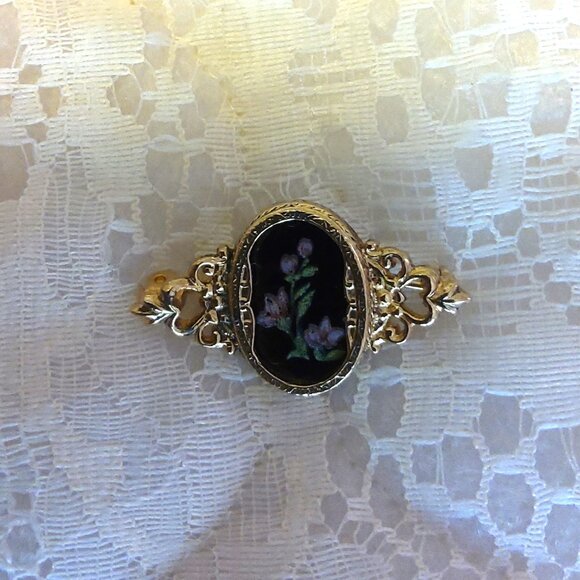 Vintage Floral Gold Tone Brooch Timeless Vtg Pin Jewelry for Tops Dresses Scarfs - Picture 5 of 8